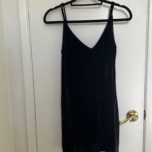 Reformation Black Velvet Crimini Dress NWOT
